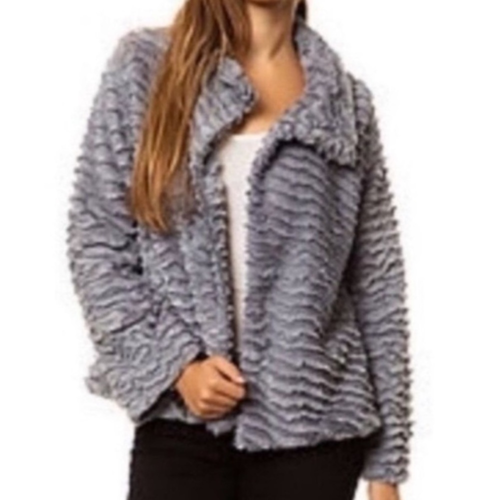 Cozy Textured Gray Women's Jacket
